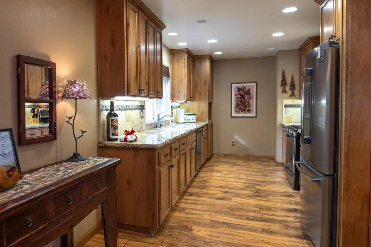 Starlight Lodge Yosemite West Bagian luar foto