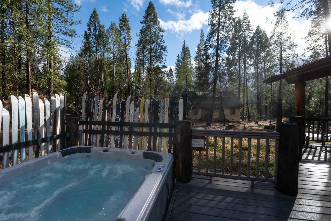 Starlight Lodge Yosemite West Bagian luar foto